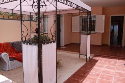 Продажа недвижимости на Тенерифе: Таунхаус c 2 спальнями в Адехе №01S0000002