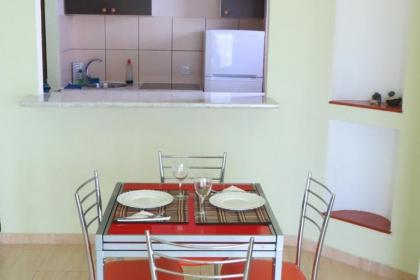 Продажа недвижимости на Тенерифе: Апартамент с 1 спальней в Плайя Параисо №01S0000008