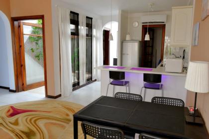 Продажа недвижимости на Тенерифе: Бунгало c 2 спальнями в Коста Адехе №01S0000108