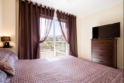 Продажа недвижимости на Тенерифе: Апартамент с 1 спальней в Пальм Мар №01S0000142