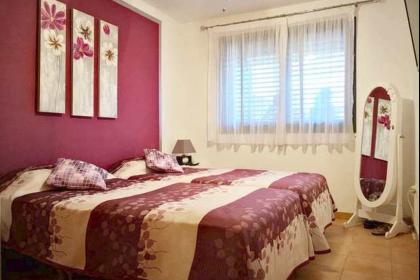 Продажа недвижимости на Тенерифе: Апартамент c 2 спальнями в Плайя Параисо №01S0000168