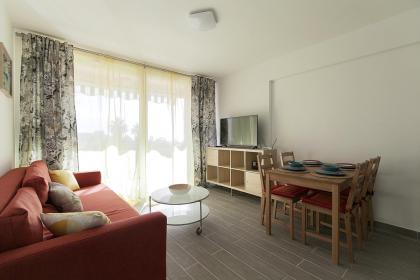 Продажа недвижимости на Тенерифе: Апартамент с 1 спальней в Коста Адехе №01S0000172