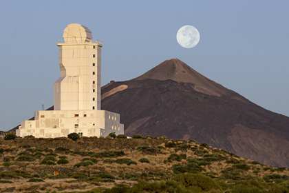 Torre al Vacio Solar telescope